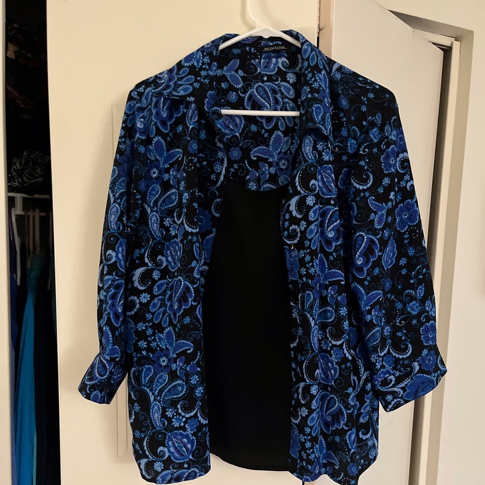Women blue and black blouse. Size XL.